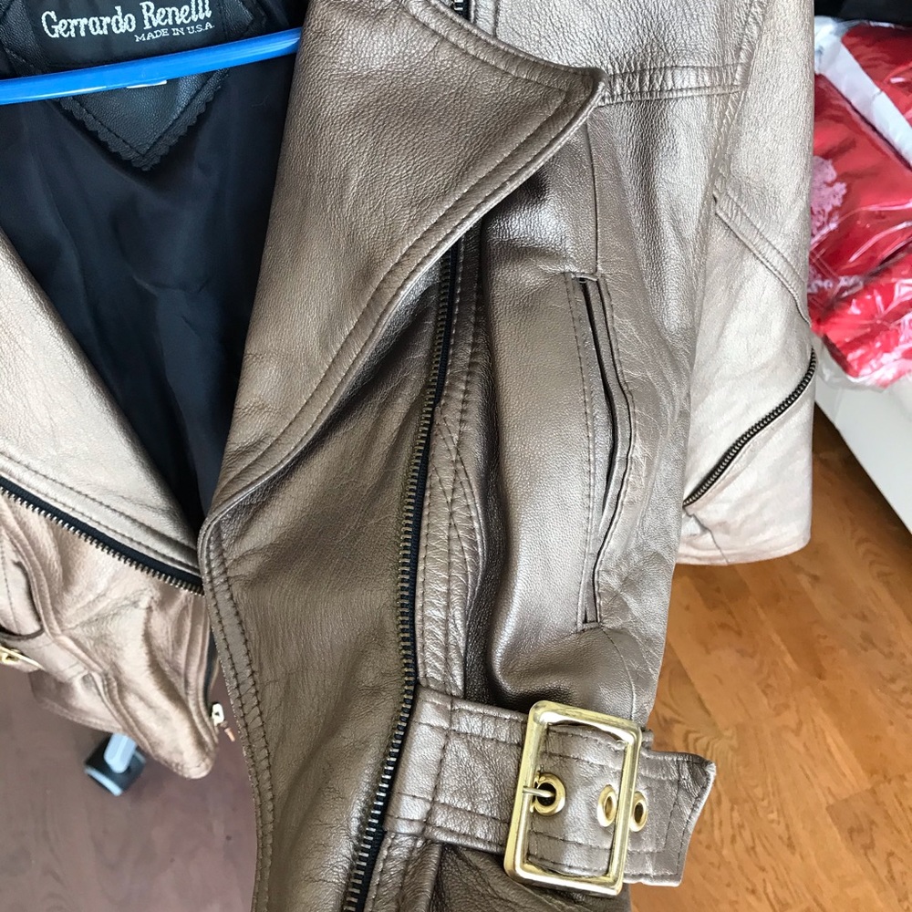 Leather jacket - Picture 3 of 5